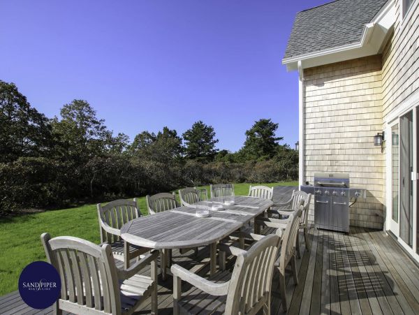 Cape Cod Home 995170