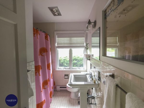 Cape Cod Home 995174
