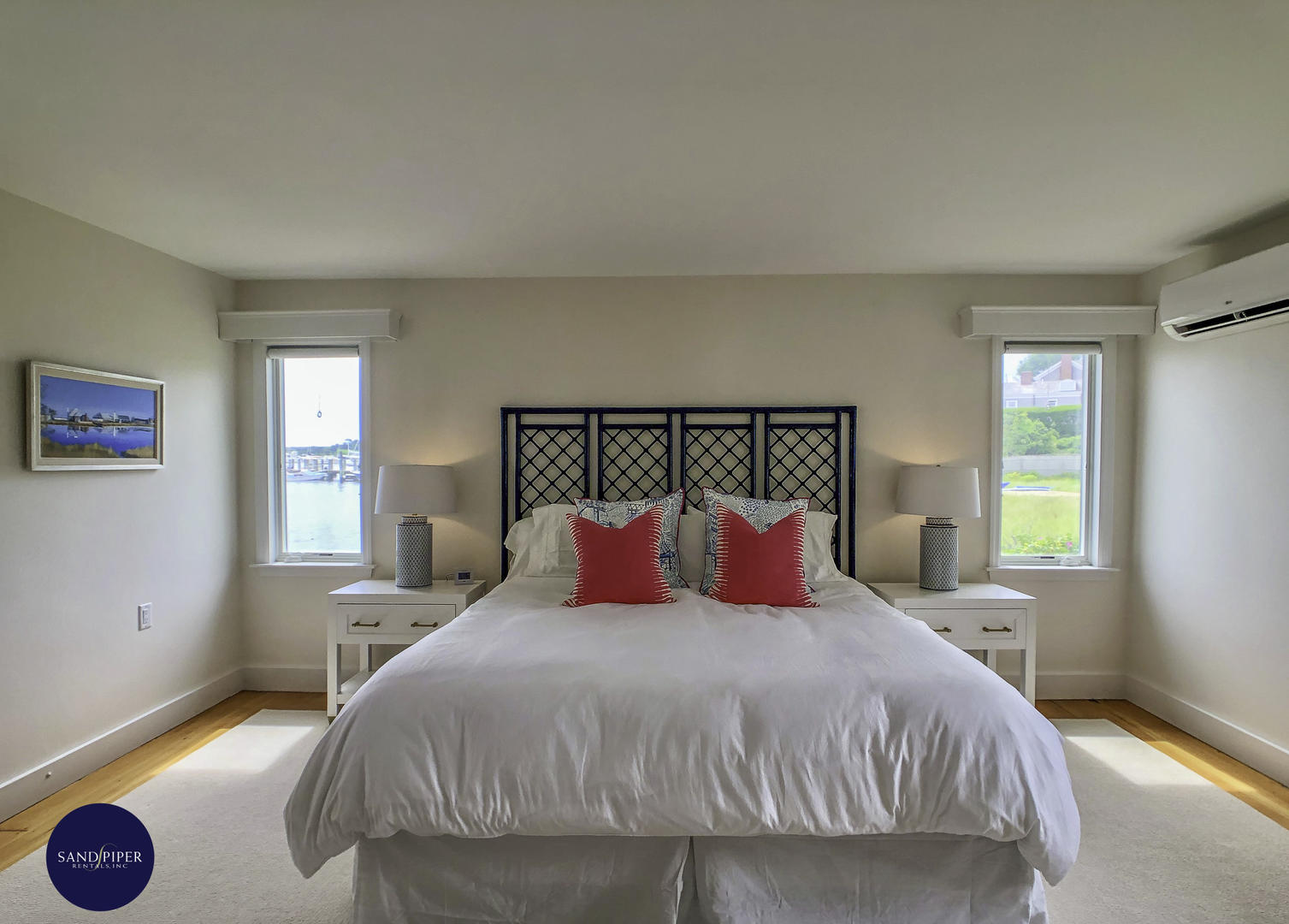 Cape Cod Home 995174