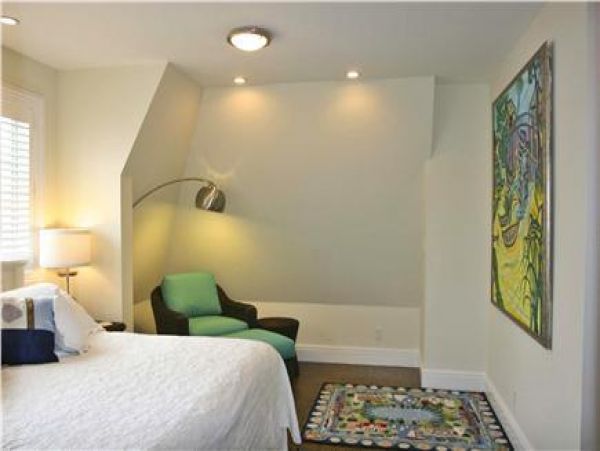 Cape Cod Home 995179