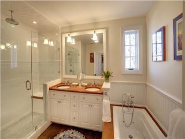 Cape Cod Home 995179