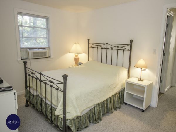 Cape Cod Home 995181