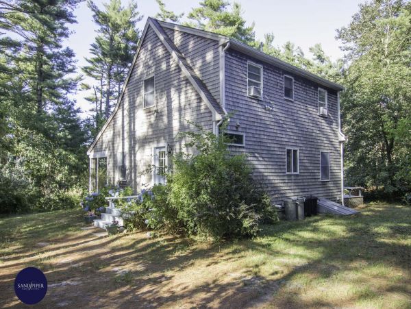 Cape Cod Home 995181