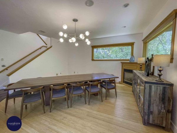 Cape Cod Home 995186