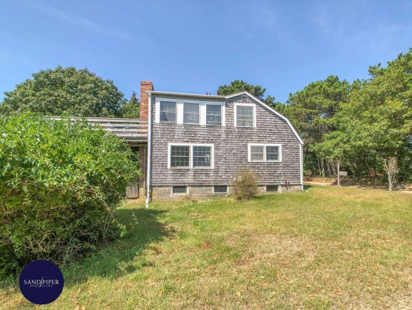 Cape Cod Home 995187