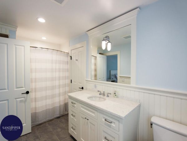 Cape Cod Home 995192