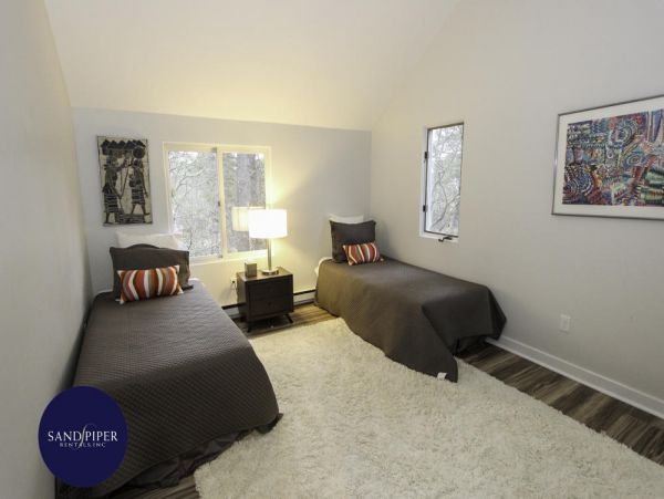 Cape Cod Home 995193