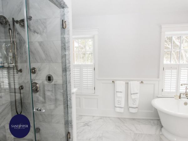 Cape Cod Home 995194
