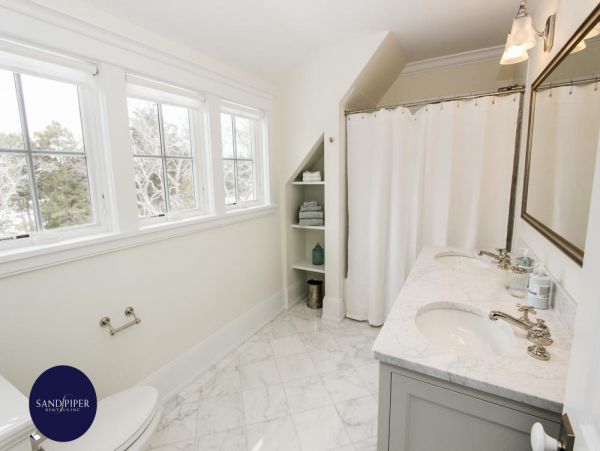 Cape Cod Home 995194