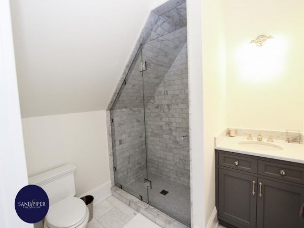 Cape Cod Home 995194