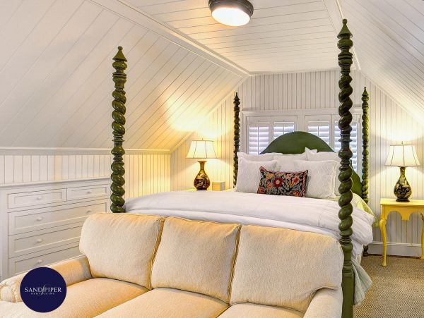 Cape Cod Home 995195