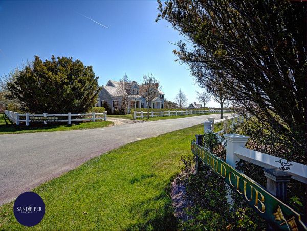 Cape Cod Home 995195