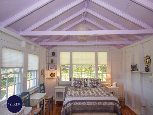 Cape Cod Home 995196
