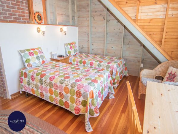 Cape Cod Home 995196