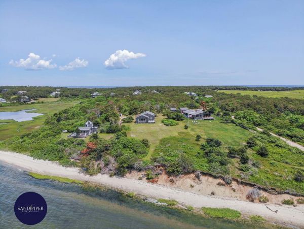 Cape Cod Home 995200