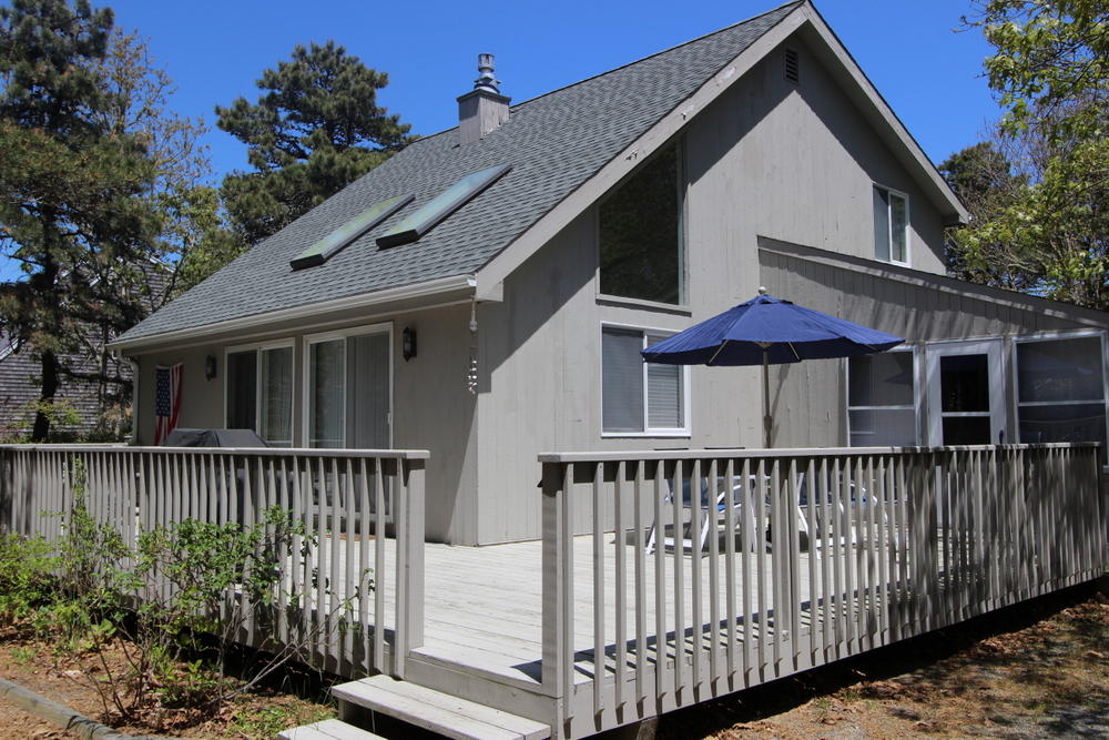 Cape Cod Home 995205