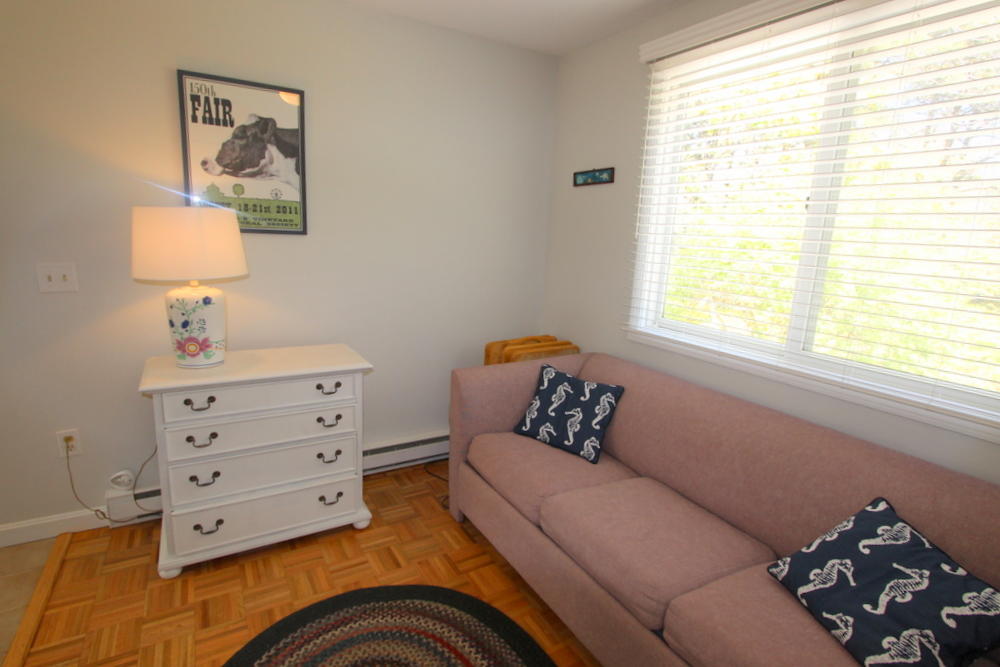 Cape Cod Home 995205