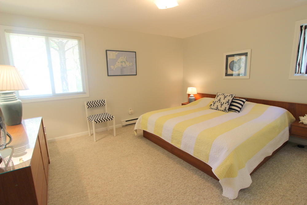 Cape Cod Home 995205