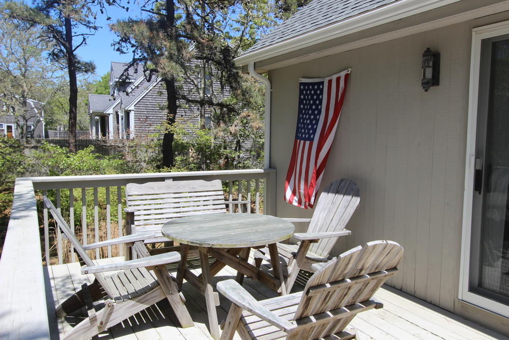 Cape Cod Home 995205