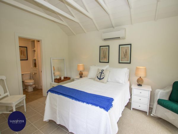 Cape Cod Home 995206