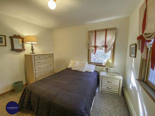 Cape Cod Home 995207