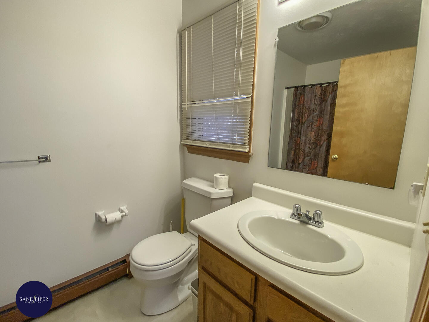 Cape Cod Home 995207