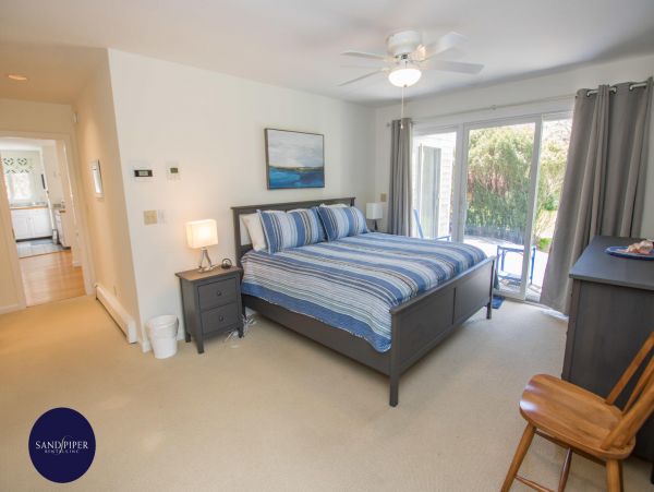 Cape Cod Home 995208
