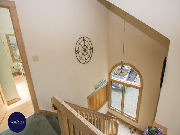 Cape Cod Home 995213