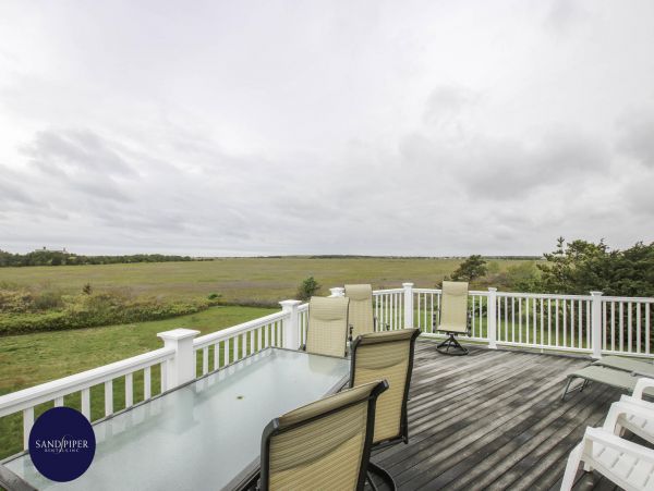 Cape Cod Home 995214