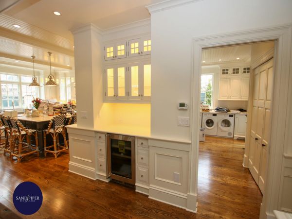 Cape Cod Home 995218