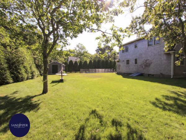 Cape Cod Home 995219