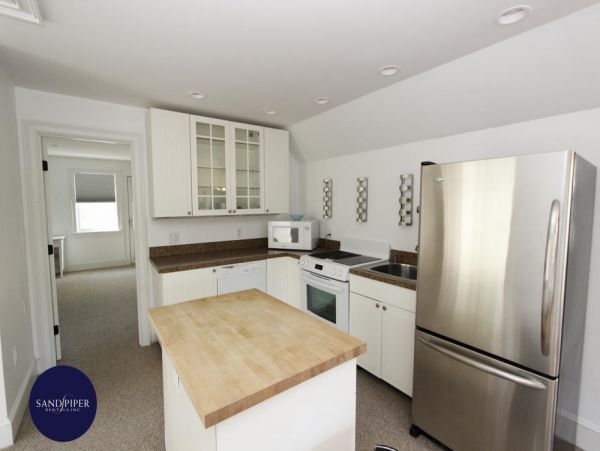 Cape Cod Home 995219