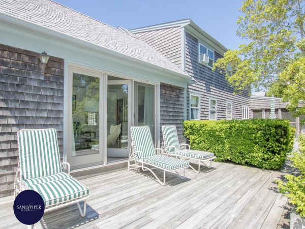 Cape Cod Home 995222