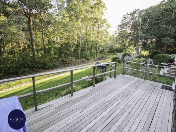 Cape Cod Home 995224
