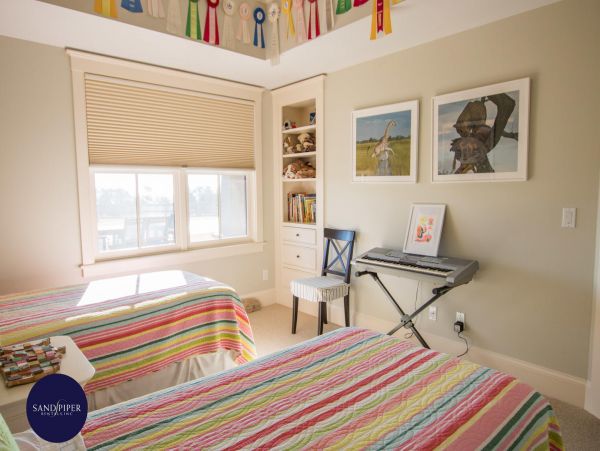 Cape Cod Home 995229