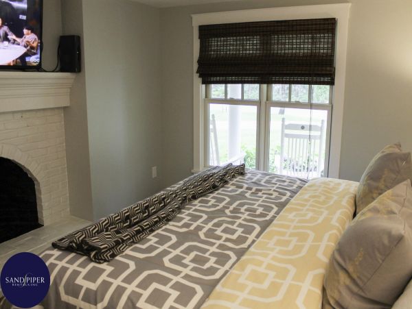 Cape Cod Home 995231
