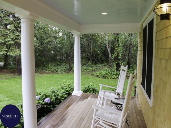 Cape Cod Home 995231
