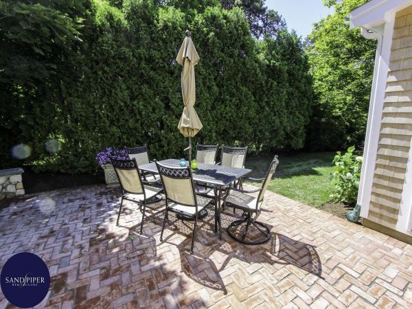 Cape Cod Home 995231