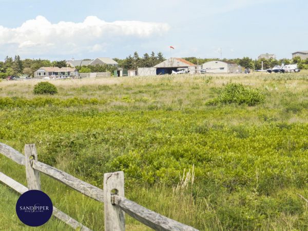 Cape Cod Home 995231