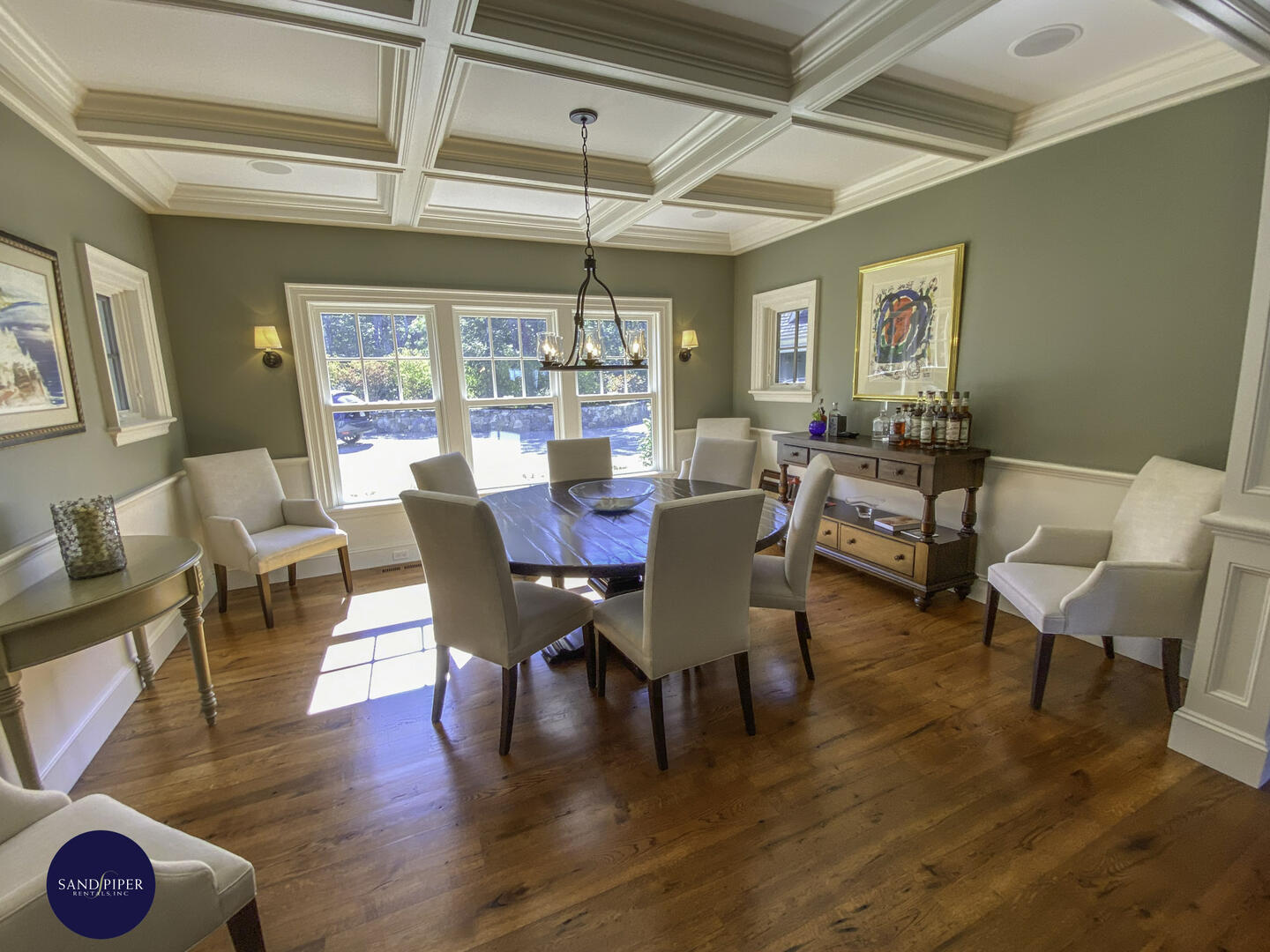 Cape Cod Home 995232