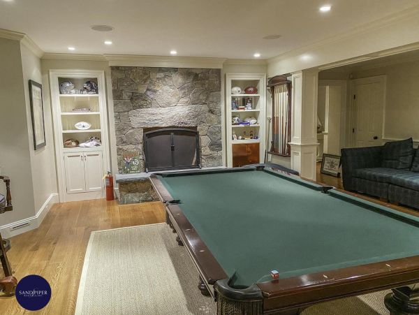 Cape Cod Home 995232