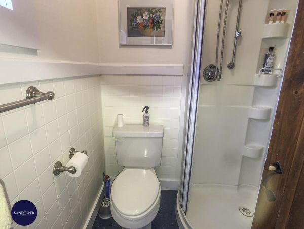 Cape Cod Home 995238