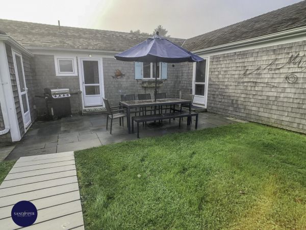 Cape Cod Home 995238
