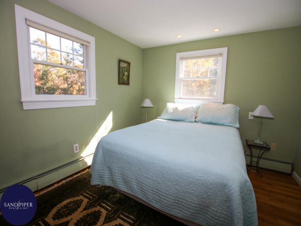 Cape Cod Home 995239