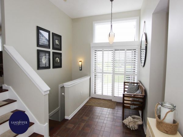 Cape Cod Home 995247