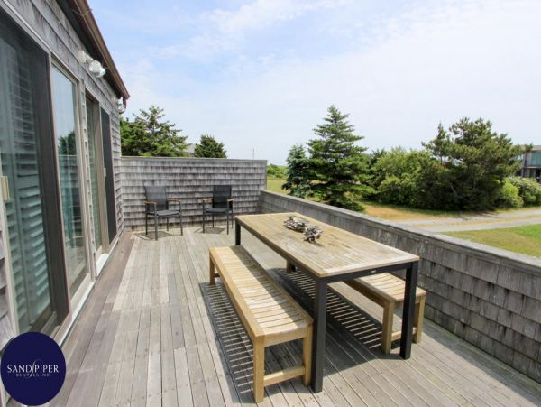 Cape Cod Home 995247