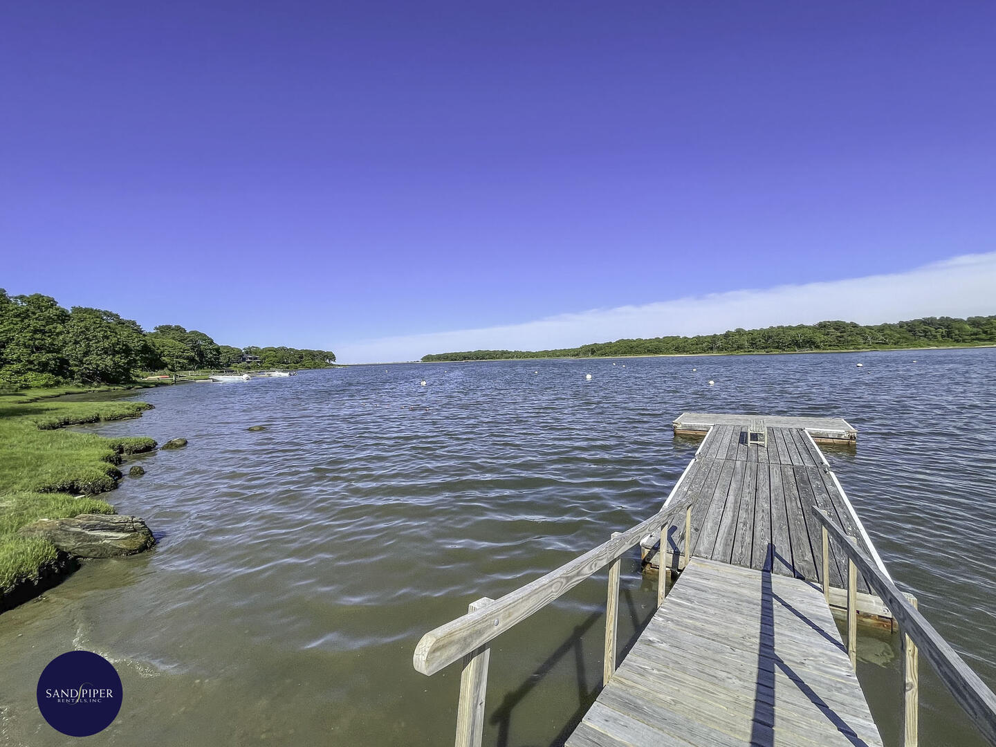 Cape Cod Home 995249