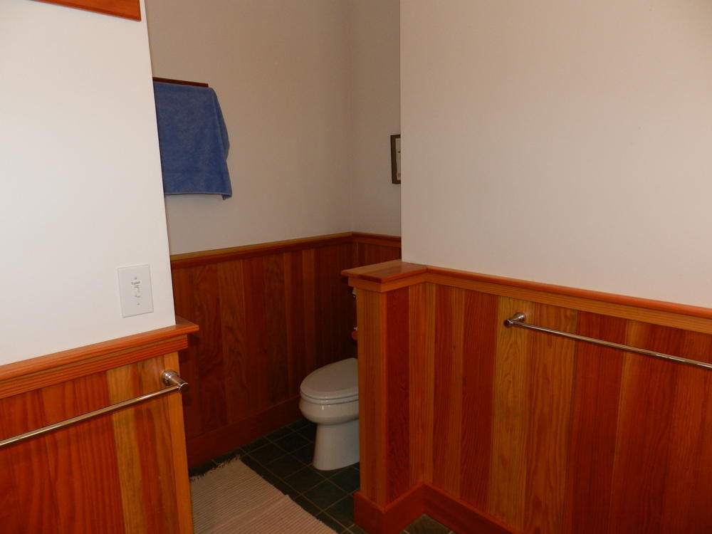 Cape Cod Home 995253