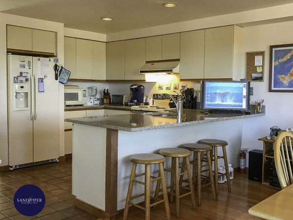 Cape Cod Home 995254