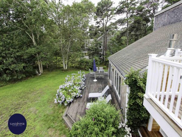 Cape Cod Home 995258